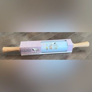 Peanuts Easter Blessings Printed Silicone Rolling Pin Snoopy Woodstock BRAND NEW